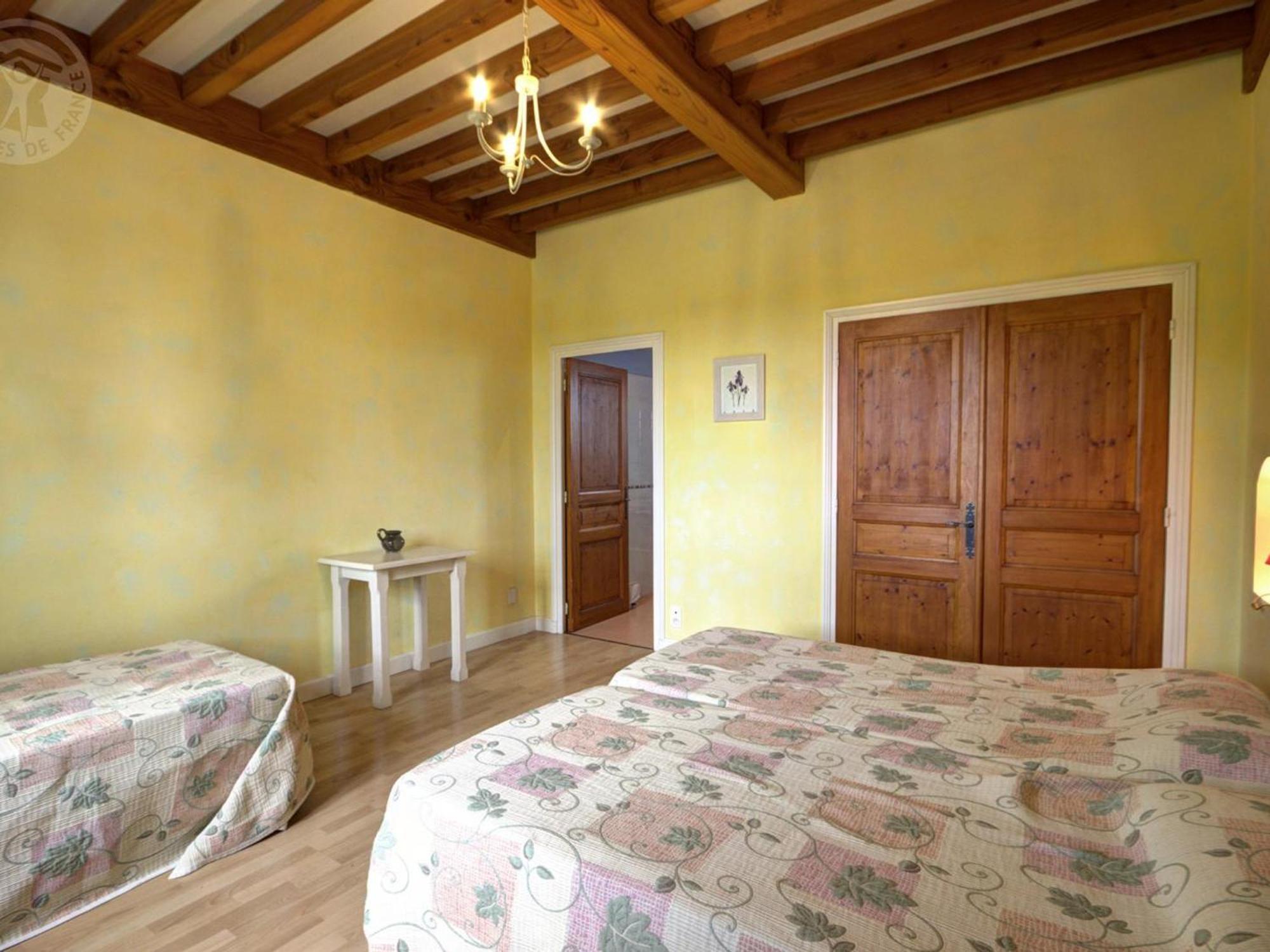 Belle Maison De Campagne Avec Piscine, 4 Chambres, Jardin Et Terrasse Pres De Montbrison - Fr-1-496-48 Chalain-le-Comtal ภายนอก รูปภาพ