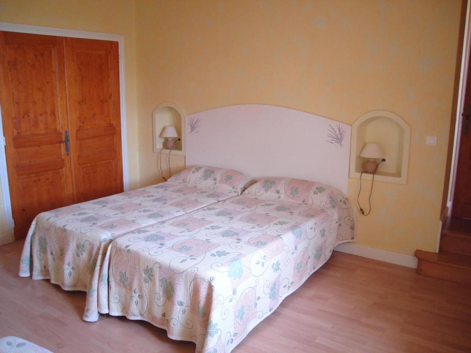 Belle Maison De Campagne Avec Piscine, 4 Chambres, Jardin Et Terrasse Pres De Montbrison - Fr-1-496-48 Chalain-le-Comtal ภายนอก รูปภาพ
